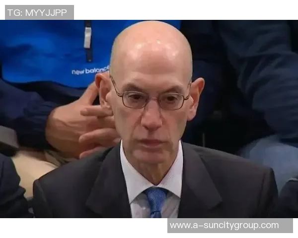 阿里纳斯直言快船阴阳合同无后续萧华只是老板们的打工者